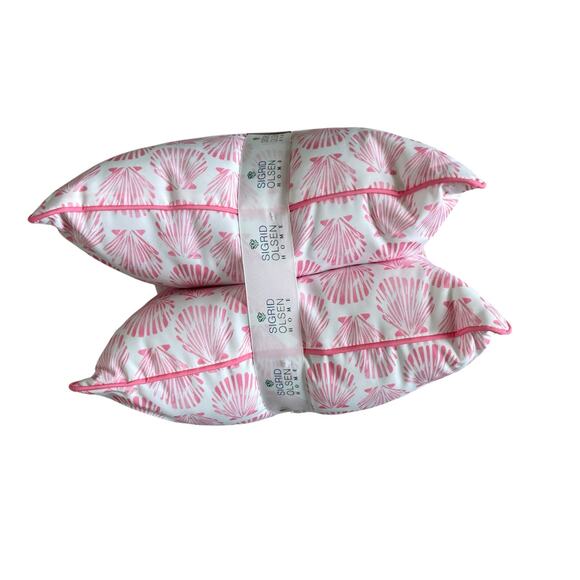 Sigrid Olsen Pink Seashell Indoor Outdoor Pillows 18x18 2pk Coastal Decor NEW - Picture 12 of 13